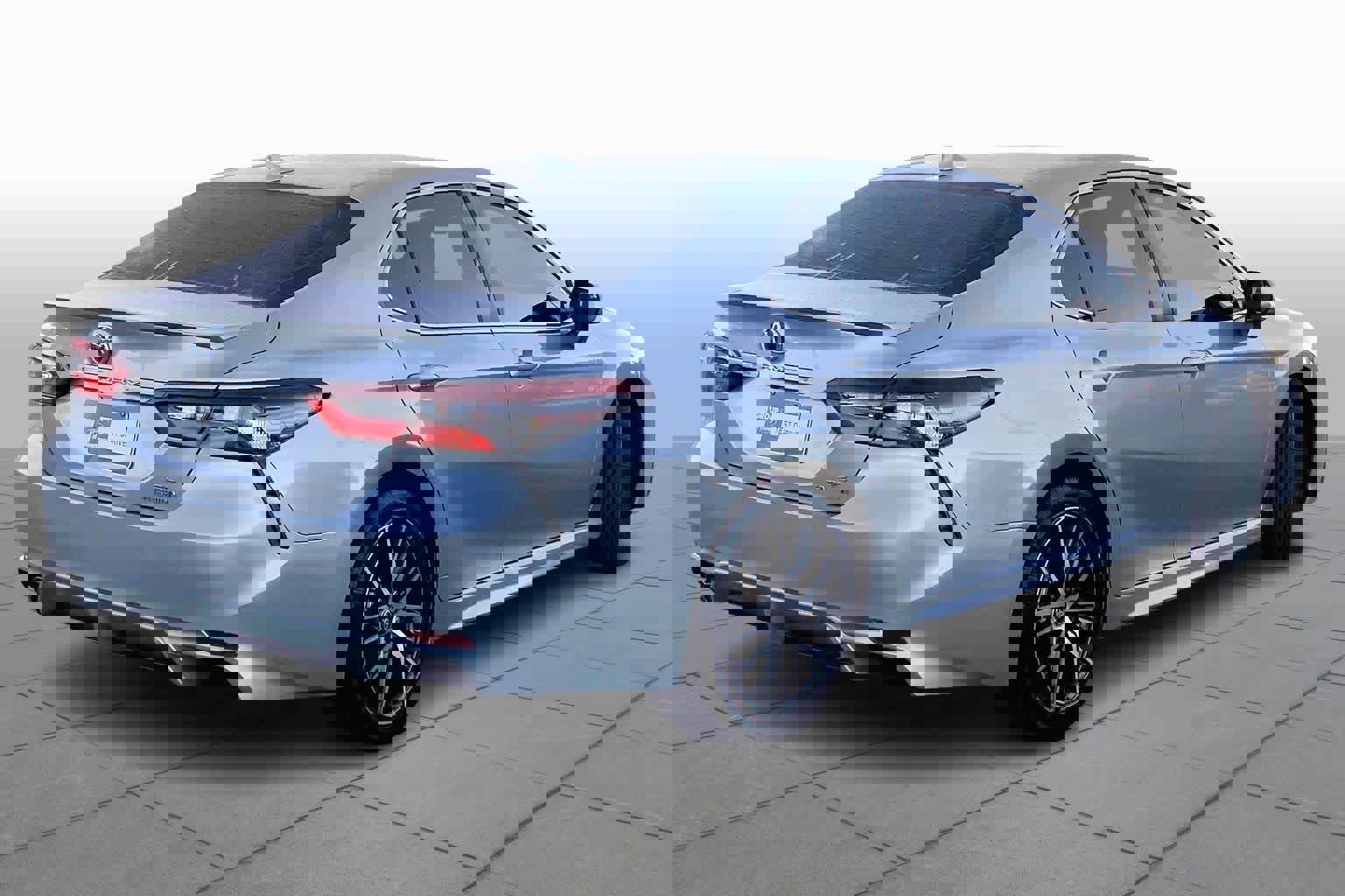 Used 2023 Toyota Camry SE image 13