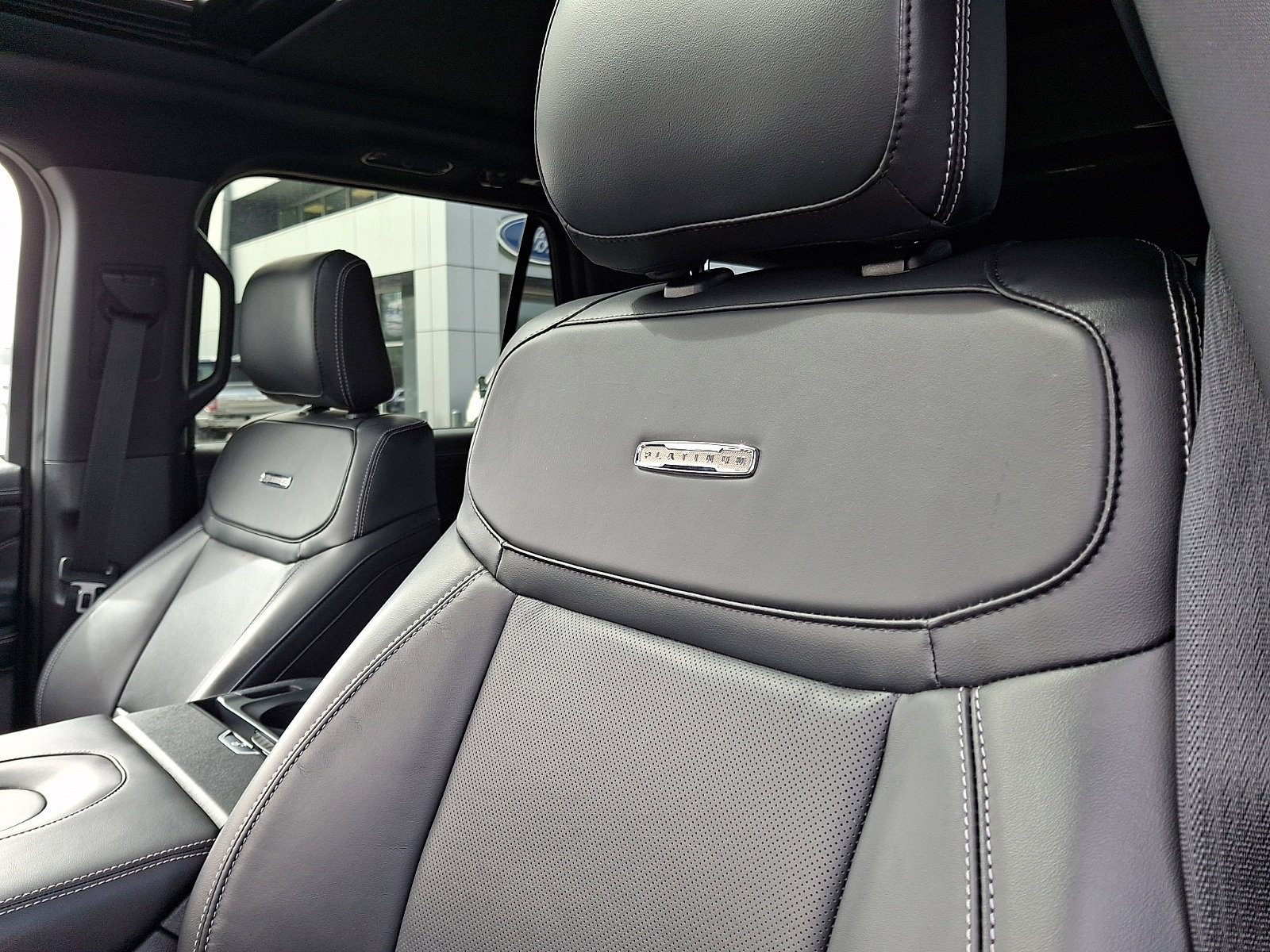 Certified 2025 Ford Expedition Platinum w/ Stealth Appearance Package AWD/4WD image 15