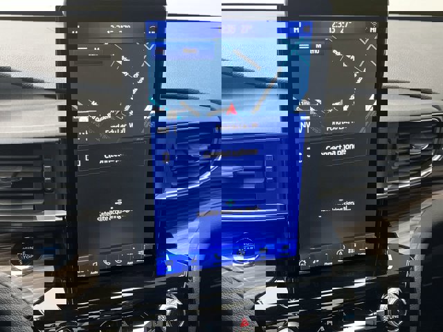 Certified 2023 Ford Explorer Limited w/ Limited Technology Package image 21