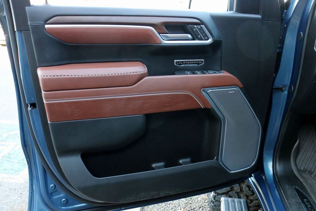 Used 2025 GMC Sierra 1500 Denali Ultimate image 18