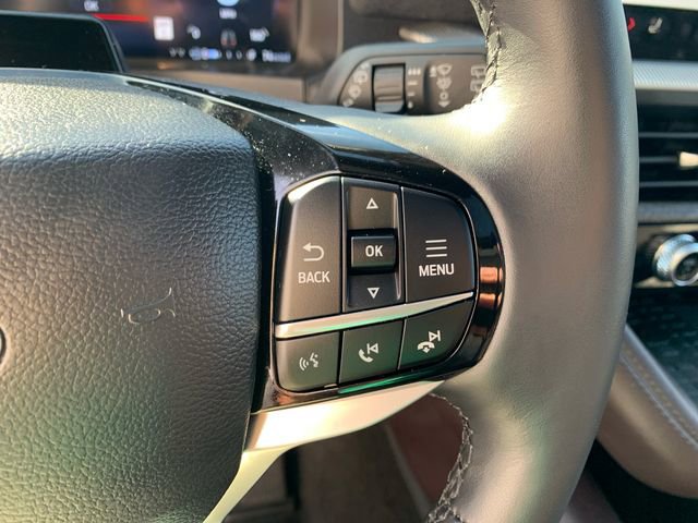 Certified 2025 Ford Explorer Platinum image 24