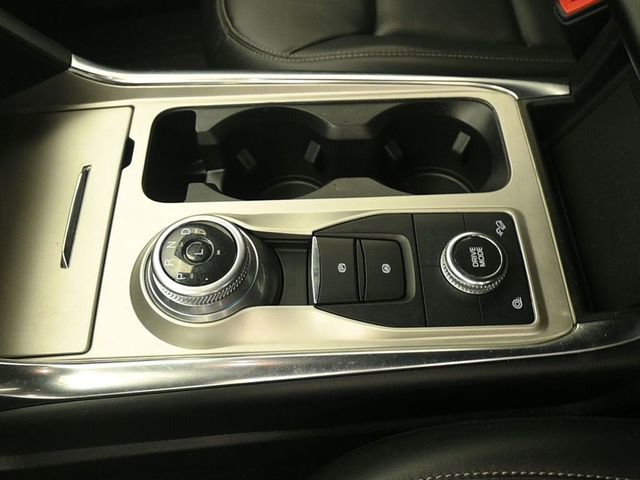 Certified 2022 Ford Explorer XLT w/ Equipment Group 202A image 14