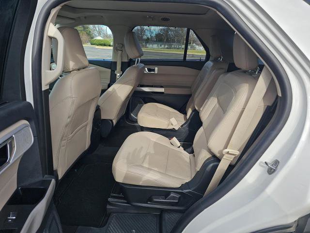 Certified 2022 Ford Explorer Limited w/ Limited Technology Package image 14