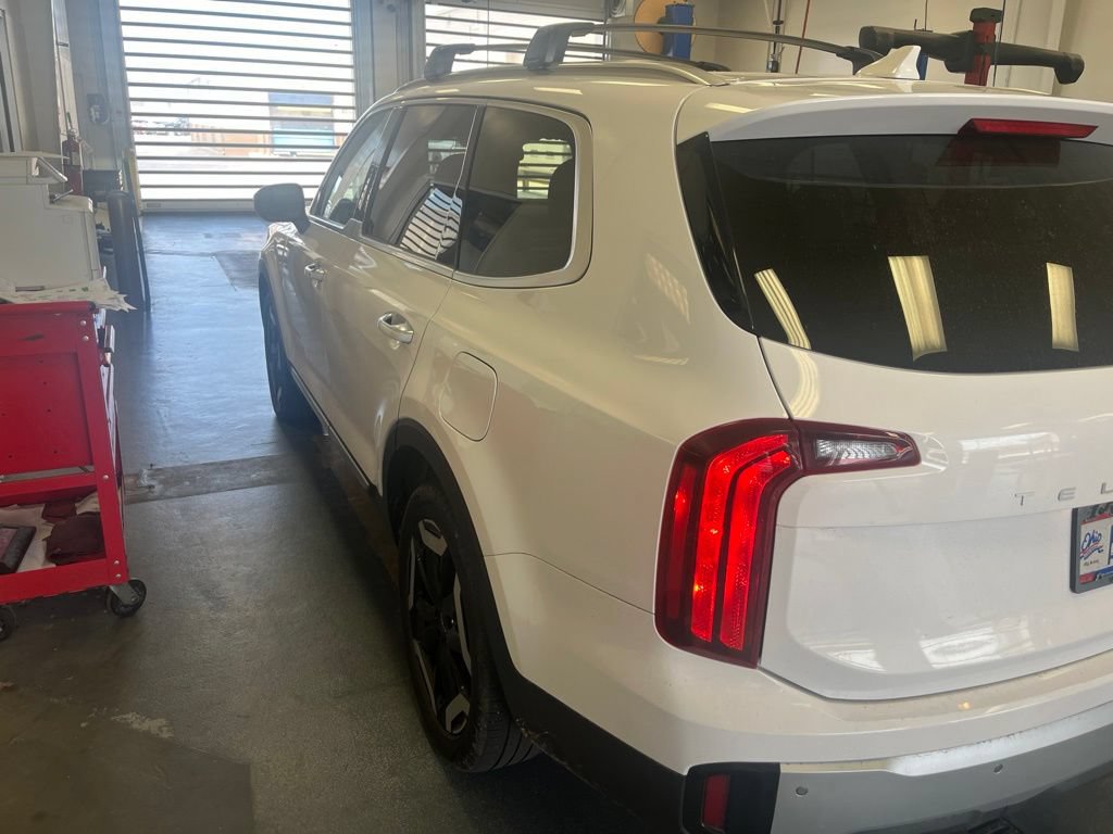 Used 2024 Kia Telluride S AWD/4WD image 7