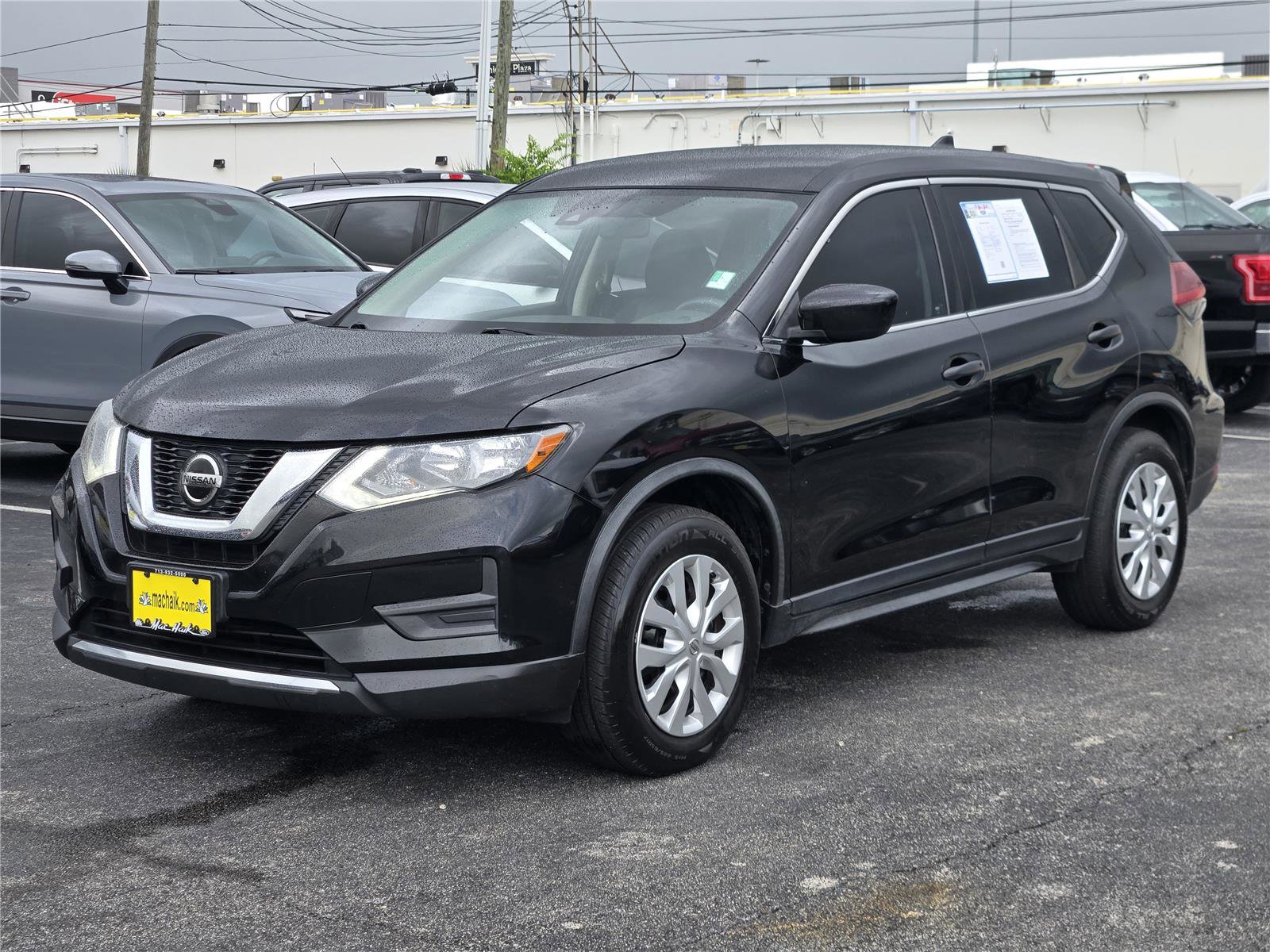 Used 2020 Nissan Rogue S FWD image 1