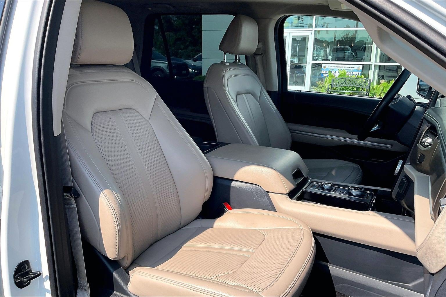 Certified 2023 Ford Expedition Limited AWD/4WD image 7