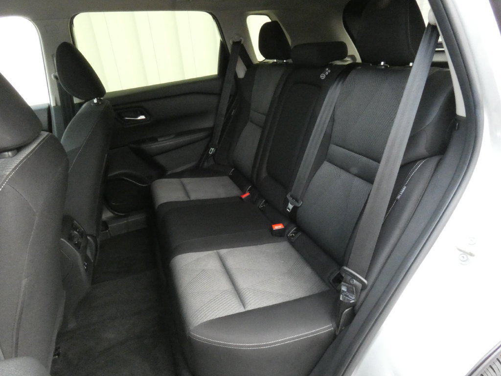 Used 2024 Nissan Rogue SV AWD/4WD image 34