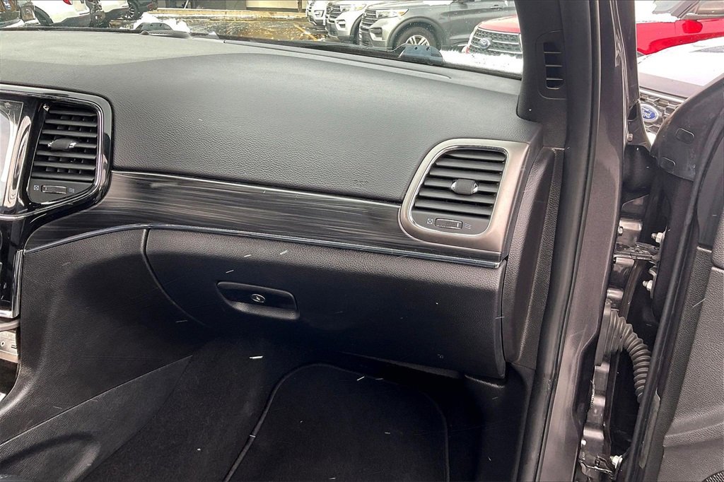 Used 2019 Jeep Grand Cherokee Limited w/ Luxury Group II image 14