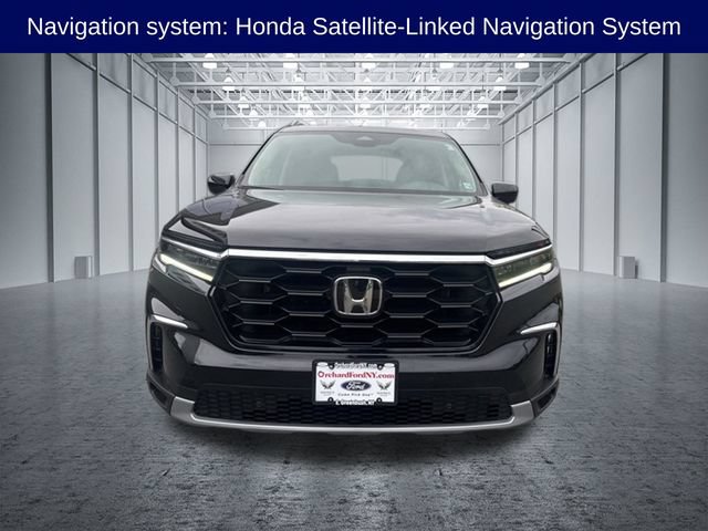 Used 2023 Honda Pilot Touring image 4