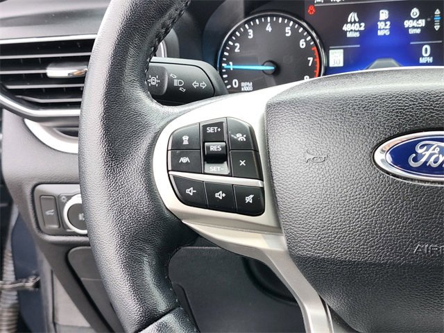 Certified 2022 Ford Explorer XLT w/ Equipment Group 202A image 30