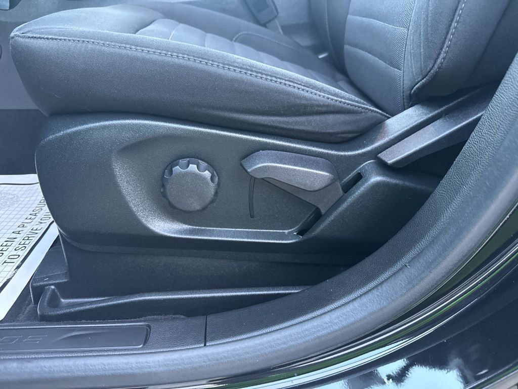 Certified 2022 Ford Edge SE w/ Cargo Accessory Package image 54