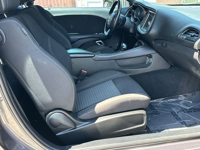 Used 2020 Dodge Challenger SXT RWD image 13