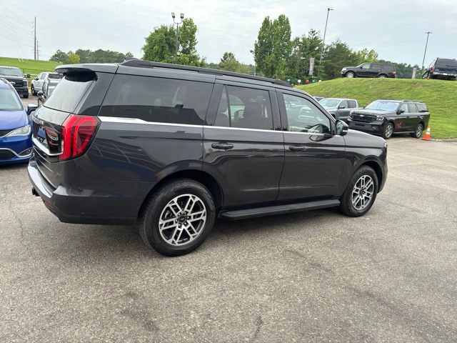 Certified 2025 Ford Expedition Active AWD/4WD image 24