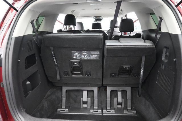 Used 2024 Kia Carnival LX FWD image 4