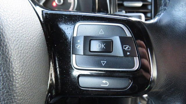 Used 2019 Volkswagen Beetle 2.0T S image 19