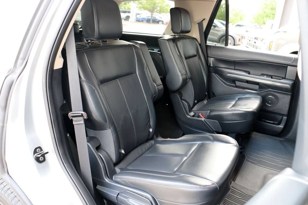 Certified 2022 Ford Expedition XLT RWD image 30
