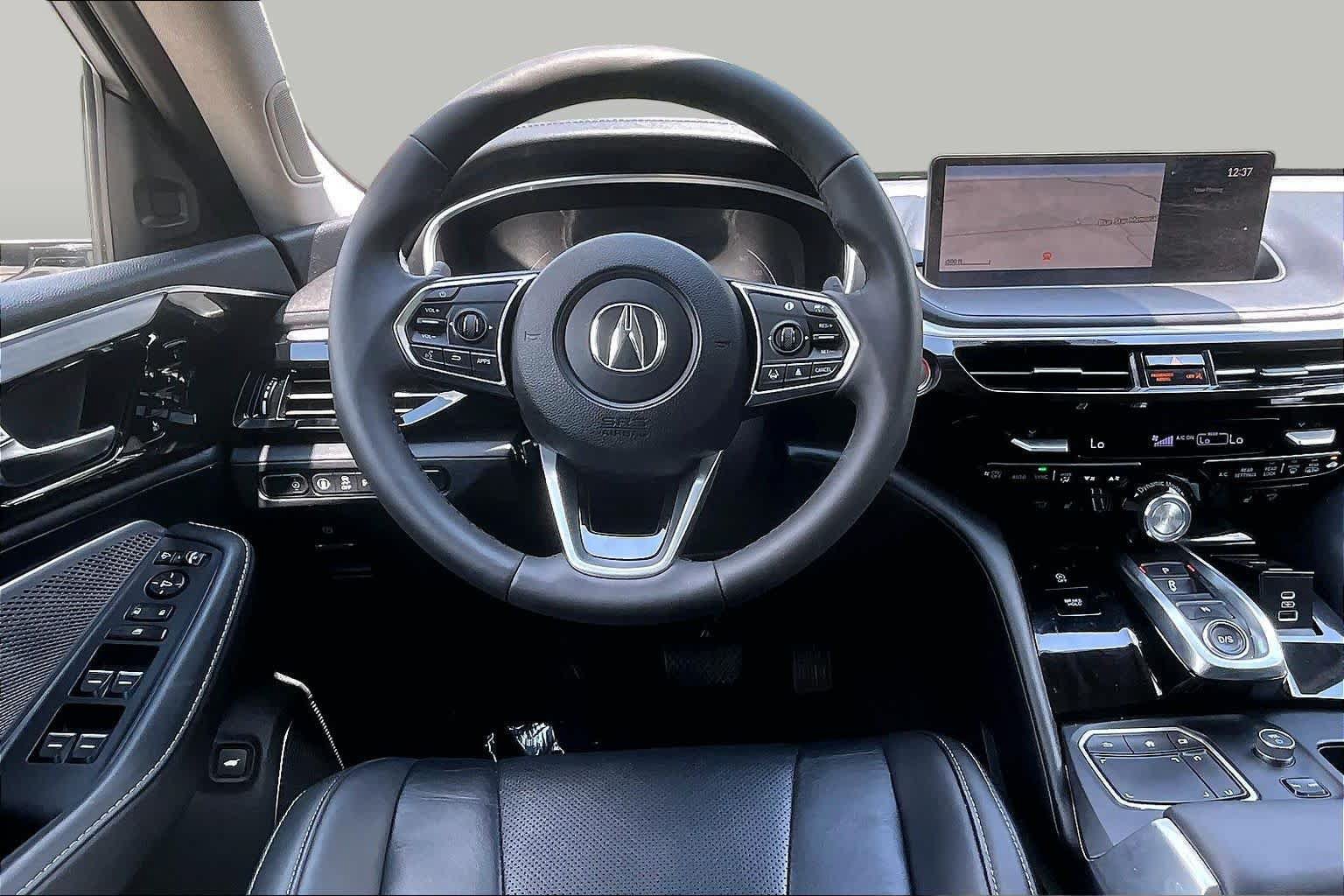 Used 2023 Acura MDX SH-AWD w/ Technology Package image 11