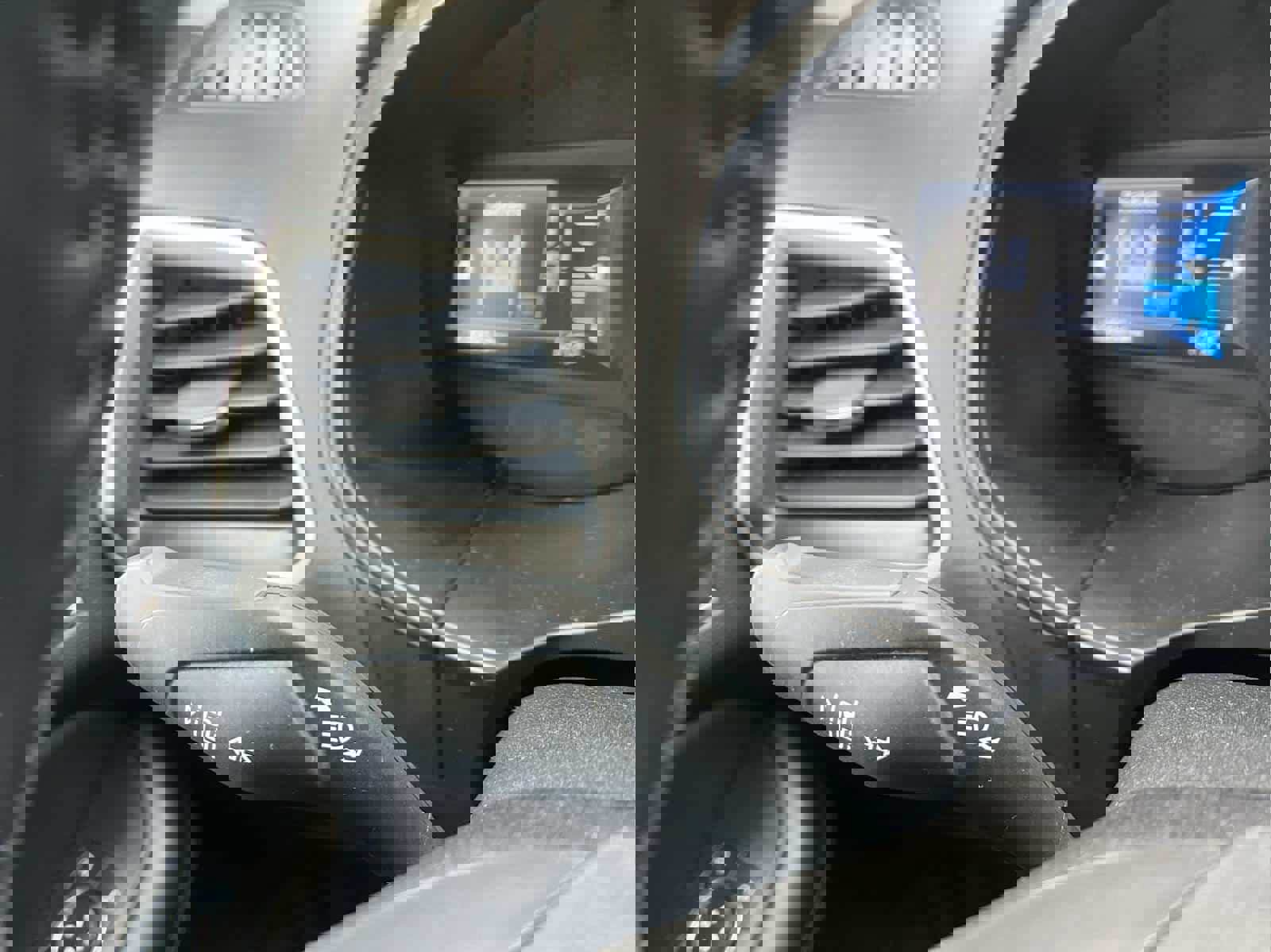 Certified 2024 Ford Edge SEL w/ Convenience Package image 30