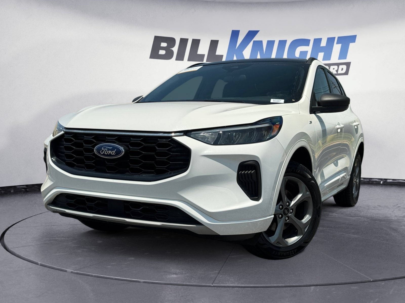 Certified 2024 Ford Escape ST-Line w/ Tech Pack #1 AWD/4WD image 1