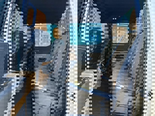 Certified 2025 Ford F350 Lariat image 9