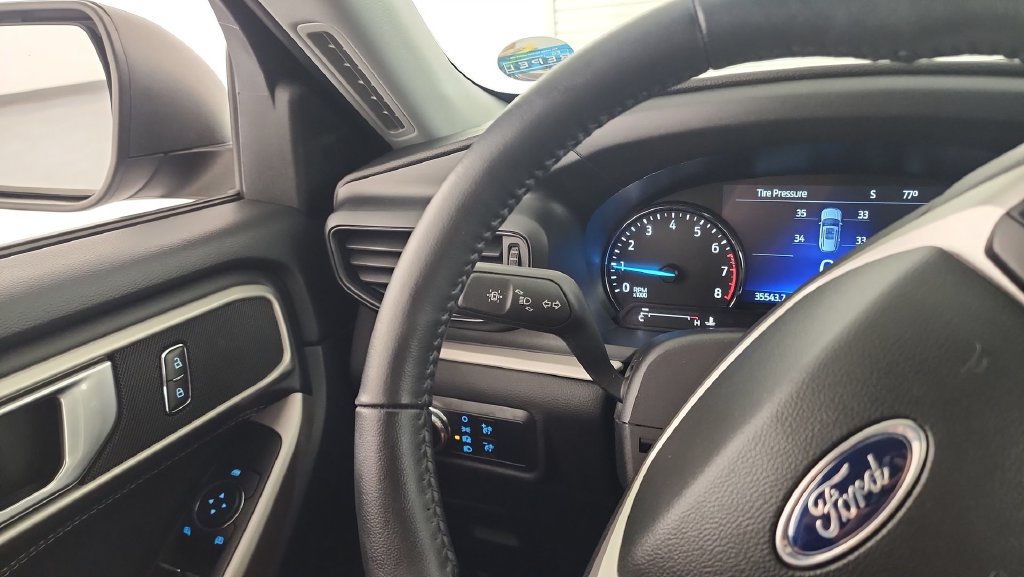 Certified 2023 Ford Explorer XLT AWD/4WD image 18