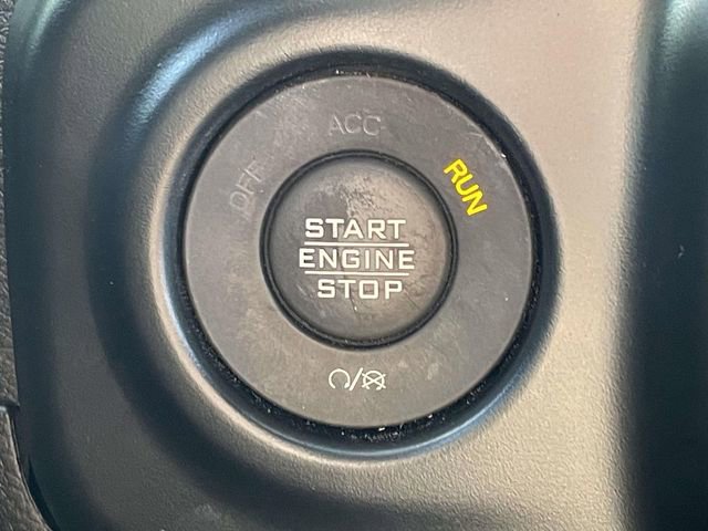 Used 2023 Jeep Gladiator Willys image 23