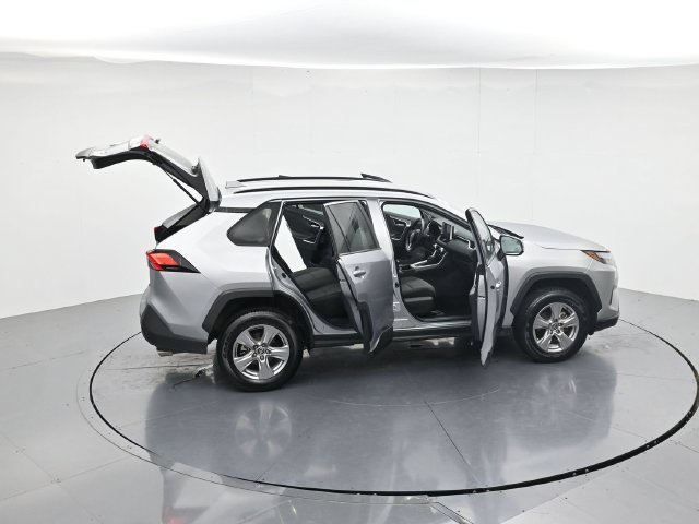 Used 2025 Toyota RAV4 XLE w/ Weather Package AWD/4WD image 42