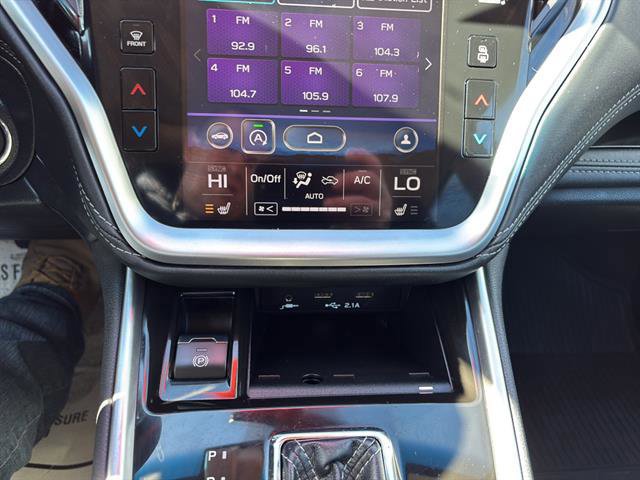 Used 2020 Subaru Outback Limited XT w/ Popular Package #2 AWD/4WD image 24