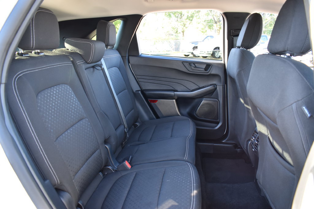 Certified 2025 Ford Escape Active AWD/4WD image 30