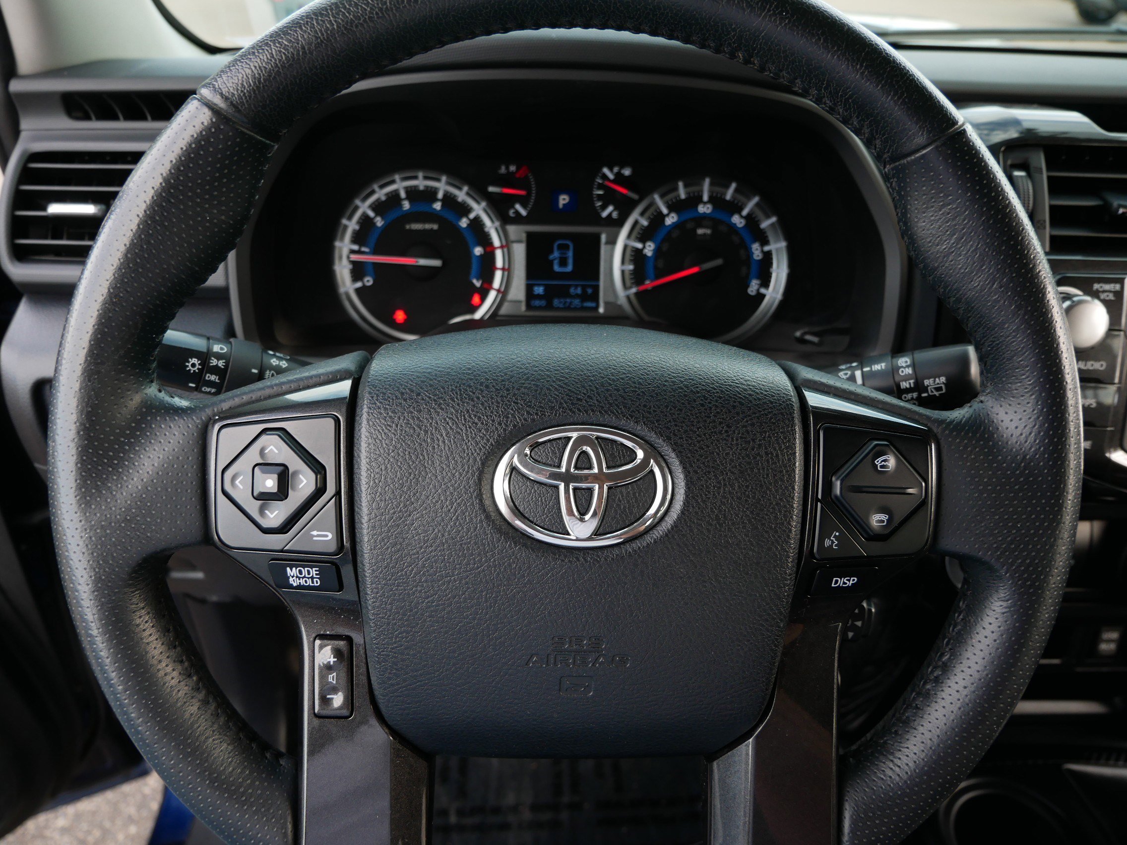 Used 2018 Toyota 4Runner TRD Off-Road Premium AWD/4WD image 25