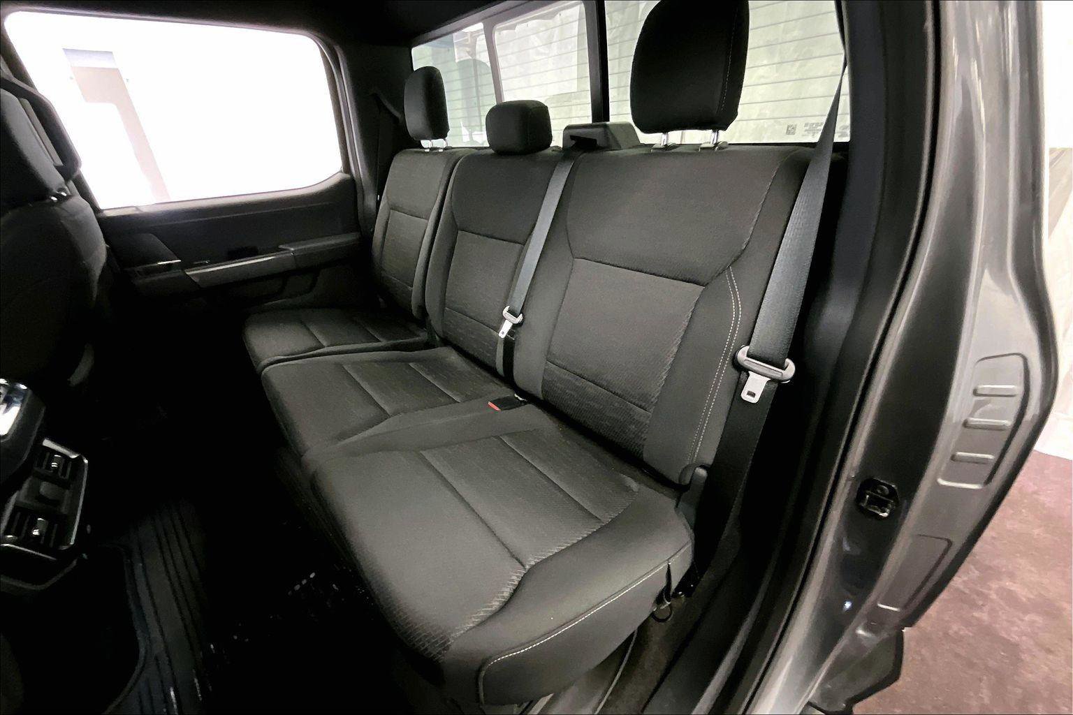 Certified 2022 Ford F150 XLT w/ Equipment Group 302A High image 25