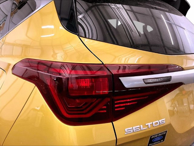 Used 2023 Kia Seltos SX w/ SX Sunroof Package AWD/4WD image 28