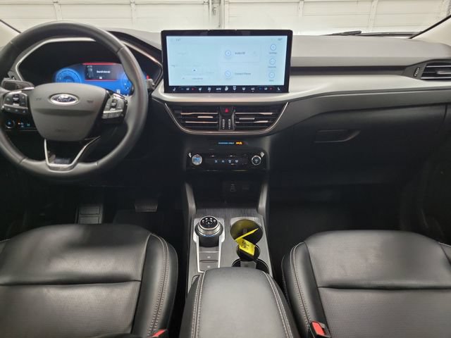 Certified 2025 Ford Escape Platinum AWD/4WD image 14