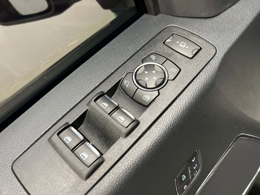 Certified 2022 Ford F250 Platinum image 38