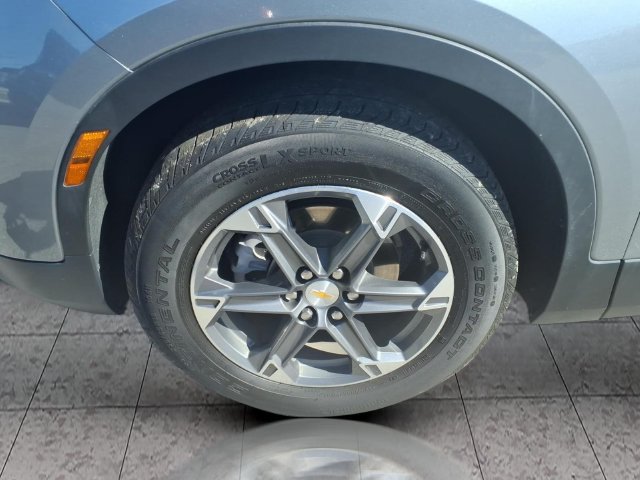 Used 2025 Chevrolet Blazer LT AWD/4WD image 6