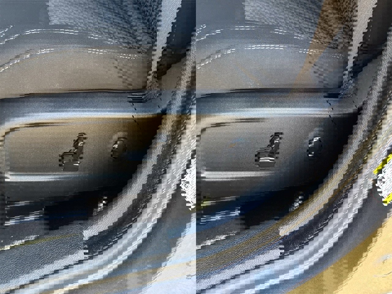 Used 2023 Dodge Charger SXT image 25