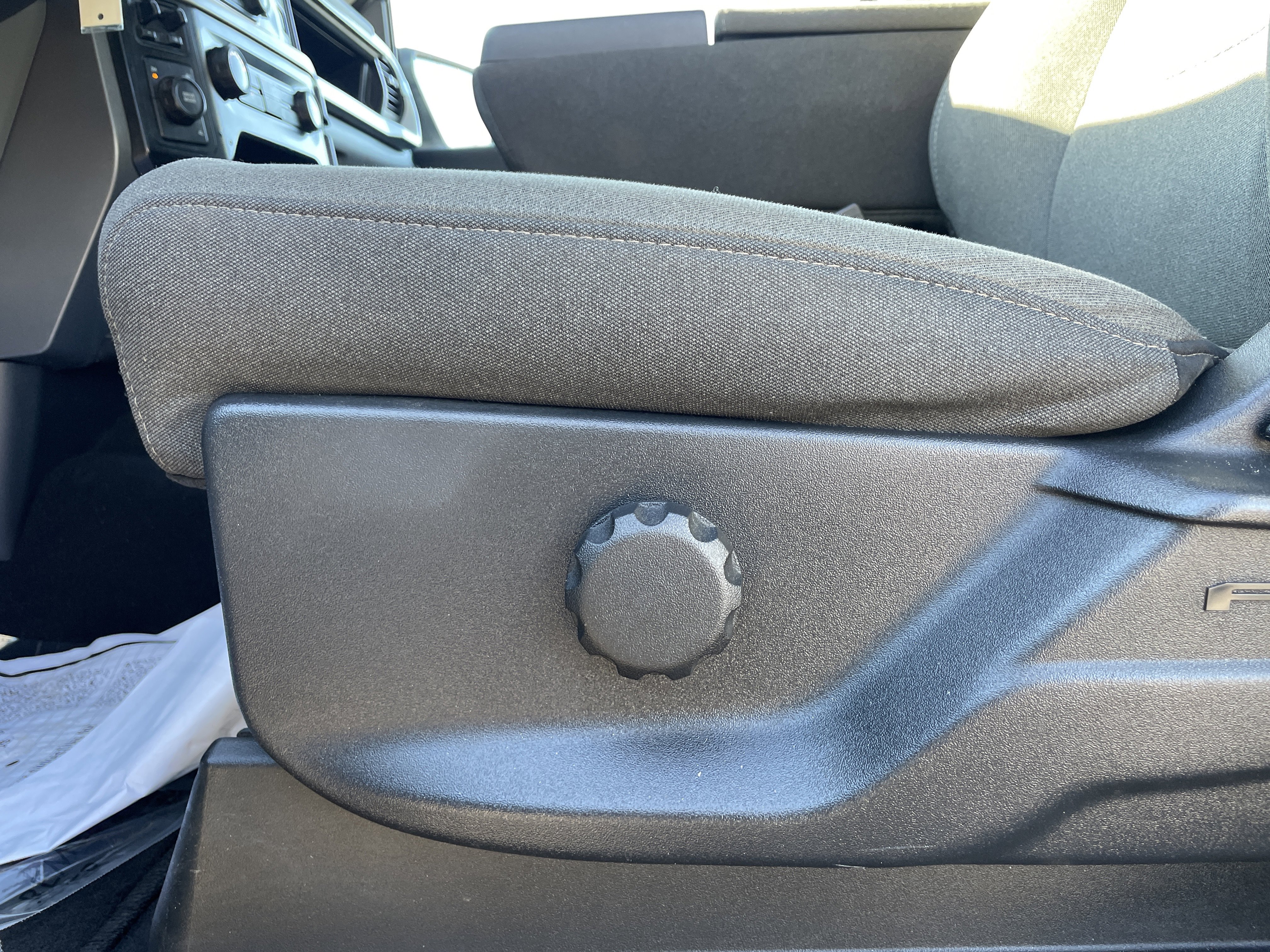 Certified 2023 Ford F150 XLT w/ Trailer Tow Package image 15