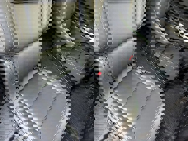 Certified 2022 Ford Explorer XLT w/ Equipment Group 202A image 38