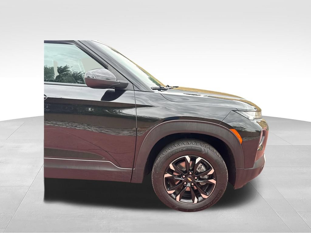 Used 2023 Chevrolet TrailBlazer LT AWD/4WD image 36