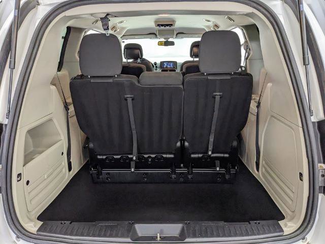 Used 2018 Dodge Grand Caravan SE w/ UConnect Hands-Free Group FWD image 17