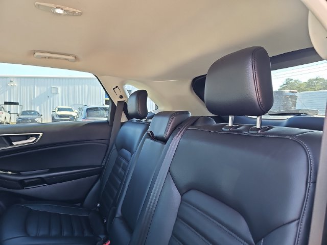 Certified 2022 Ford Edge SEL AWD/4WD image 15