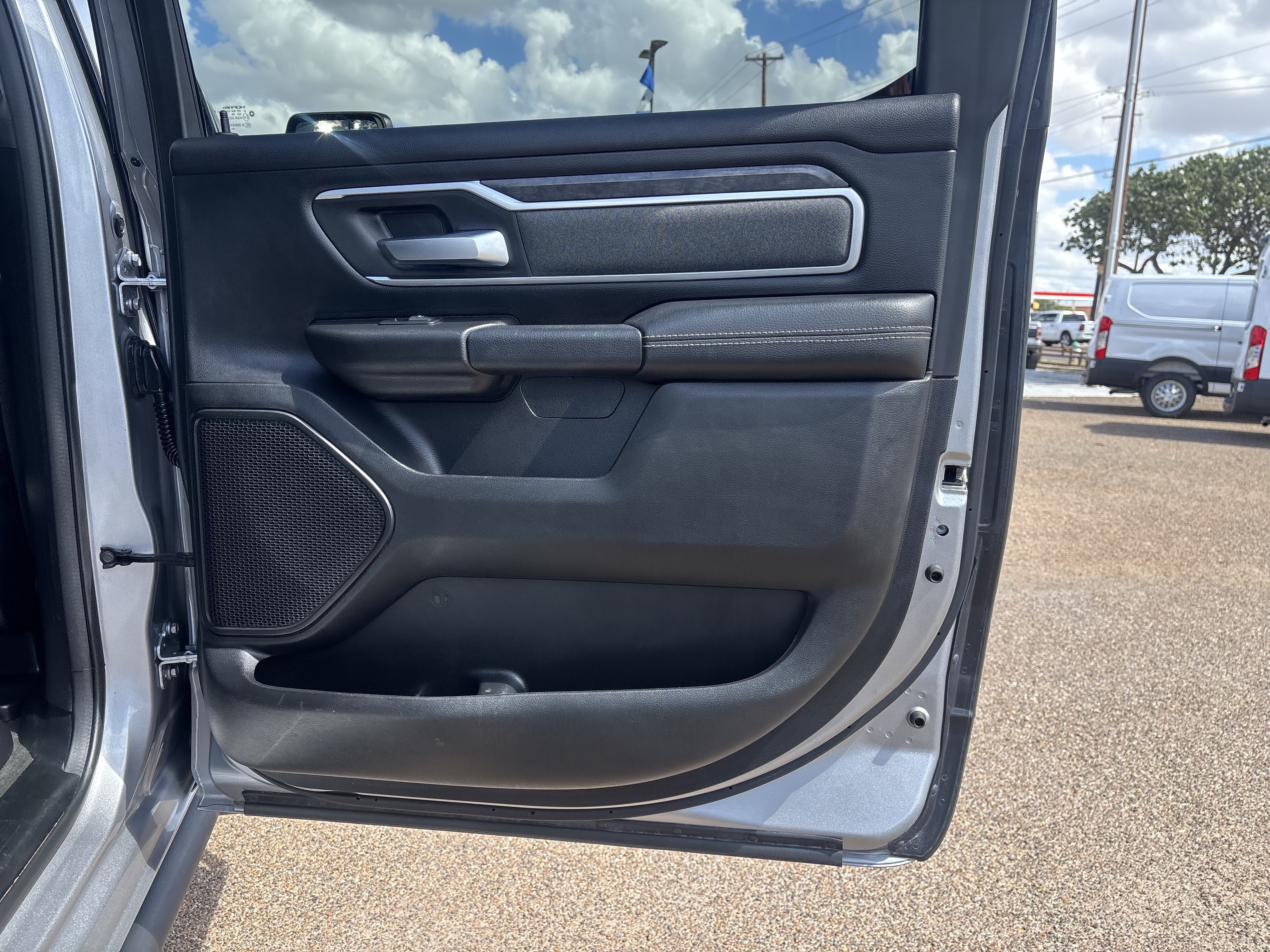 Used 2021 RAM 1500 Lone Star AWD/4WD image 18