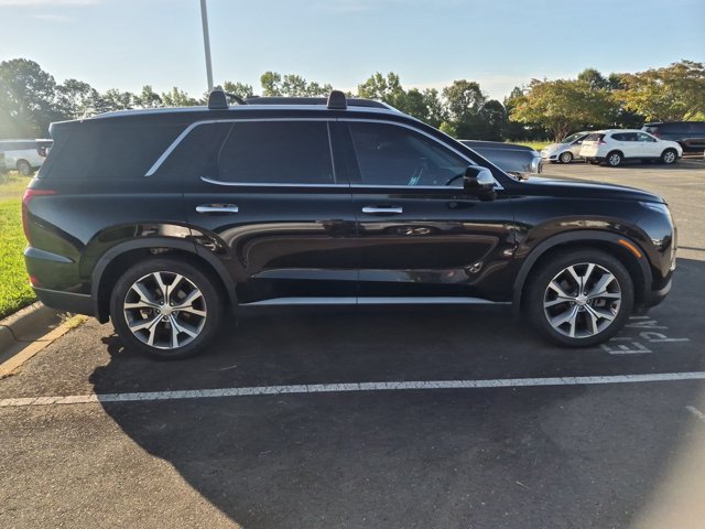 Used 2022 Hyundai Palisade SEL w/ Premium Package FWD image 4
