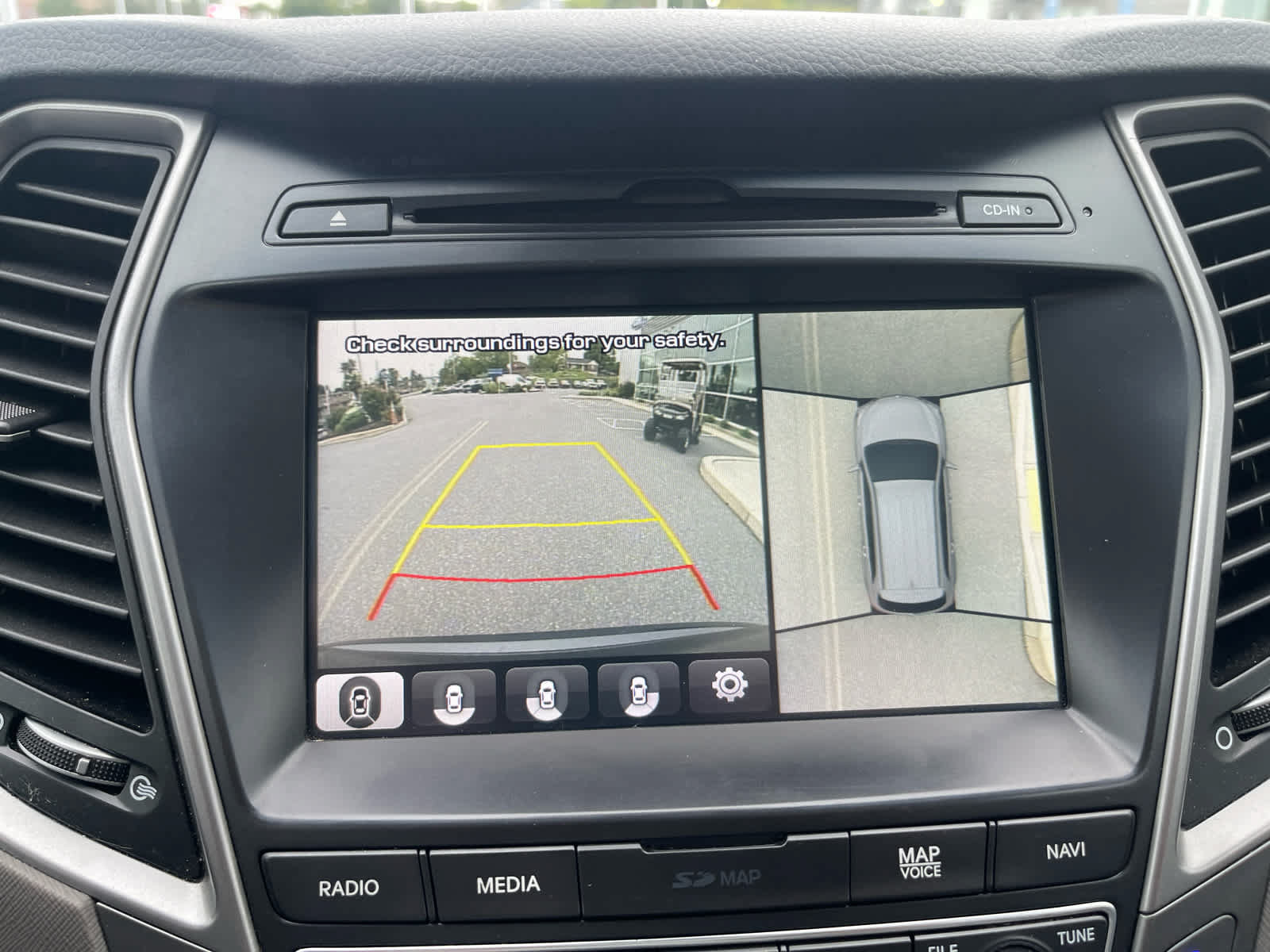Used 2017 Hyundai Santa Fe Limited AWD/4WD image 26