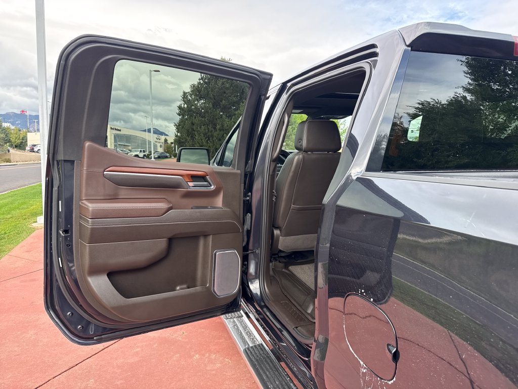 Used 2023 GMC Sierra 1500 Denali AWD/4WD image 18