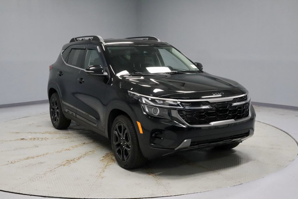 Used 2025 Kia Seltos X-Line