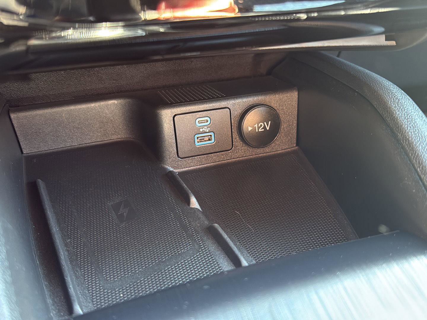 Certified 2023 Ford Escape SE w/ PHEV Premium Package image 26