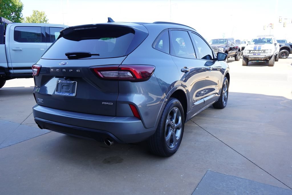 Certified 2024 Ford Escape ST-Line AWD/4WD image 12