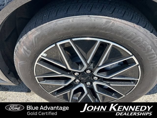 Certified 2025 Ford Mustang Mach-E Premium AWD/4WD image 7