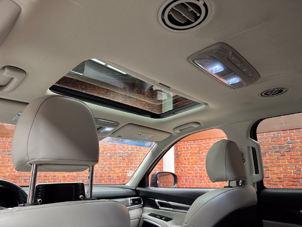 Used 2020 Kia Telluride S w/ S 8 Passenger Seating Package FWD image 3